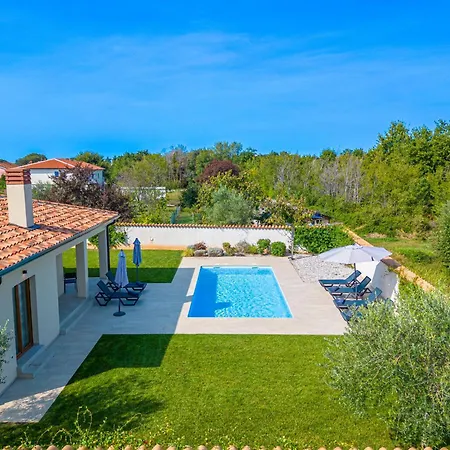 Vakantiehuis House Evida *