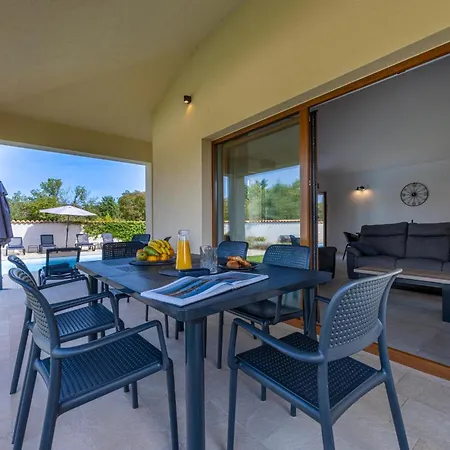 Vakantiehuis House Evida